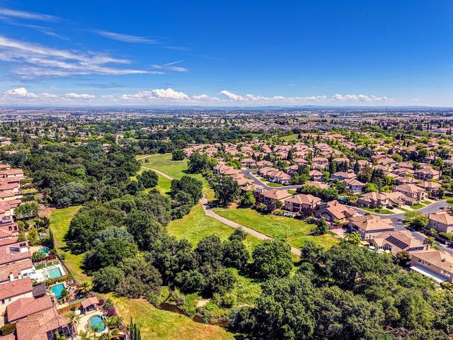 1722 Palomares Way, Roseville, CA 95747