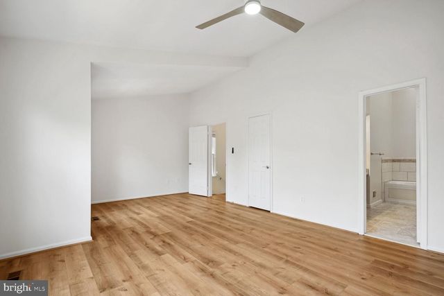 4138 MEADOW FIELD CT, Fairfax, VA 22033