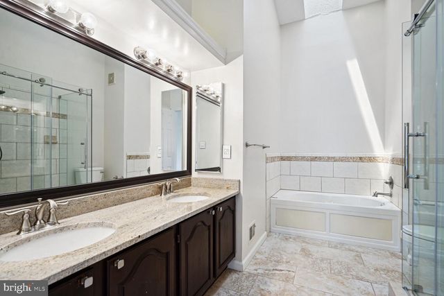 4138 MEADOW FIELD CT, Fairfax, VA 22033