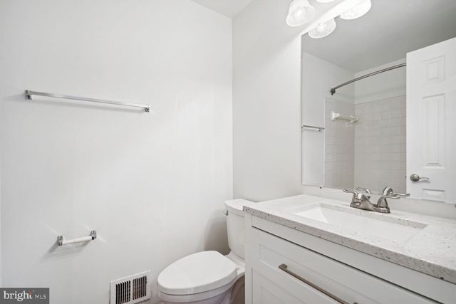 4138 MEADOW FIELD CT, Fairfax, VA 22033