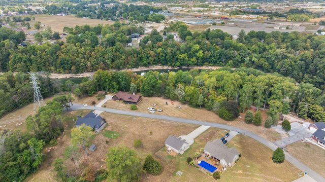 885 Cedar Pointe Drive, Somerset, KY 42501