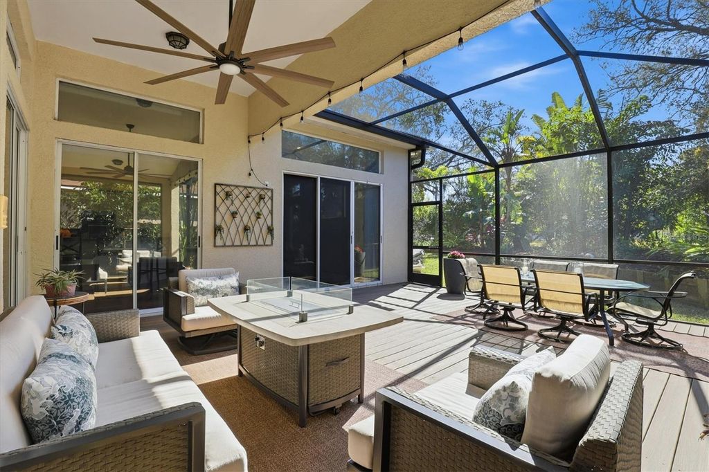 Image 46 of property listing at 328 LIAM AVENUE, Tarpon Springs, FL 34689