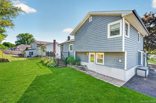 13 Clarkview Road, New Windsor, NY 12553