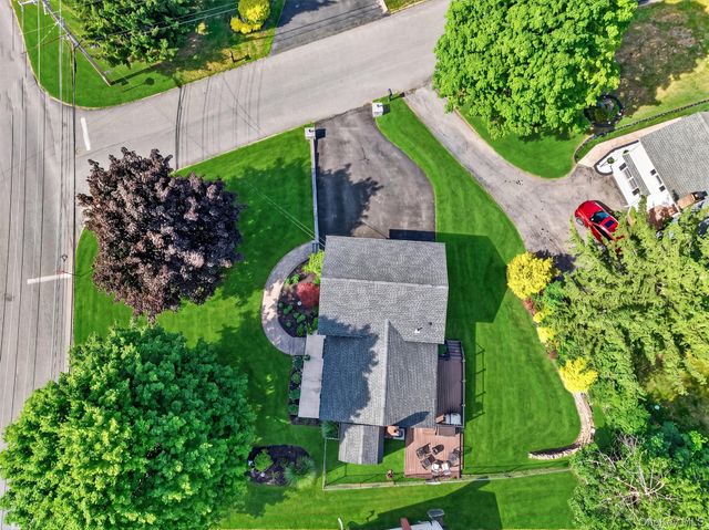 13 Clarkview Road, New Windsor, NY 12553
