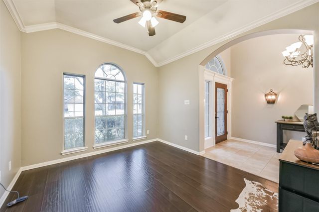 153 Greenridge Circle, League City, TX 77573