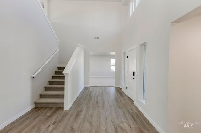 5487 W Yarnell St, Eagle, ID 83616