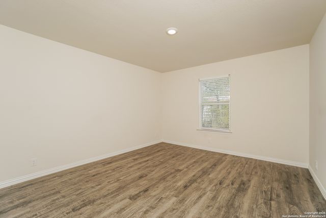 917 8th, Seguin, TX 78155