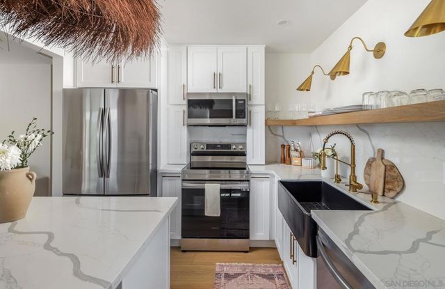 1846 S Pacific St, Oceanside, CA 92054