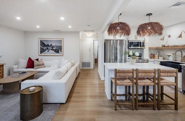 1846 S Pacific St, Oceanside, CA 92054