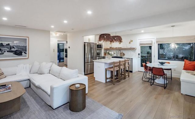 1846 S Pacific St, Oceanside, CA 92054