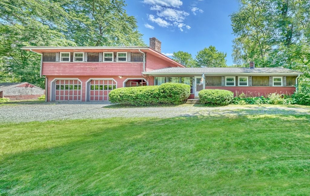 561 Lincoln Street, Franklin, MA 02038