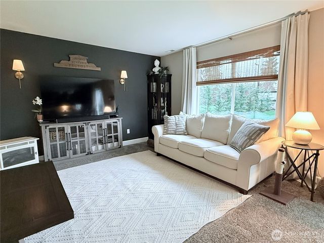 10705 36th Street E, Edgewood, WA 98372