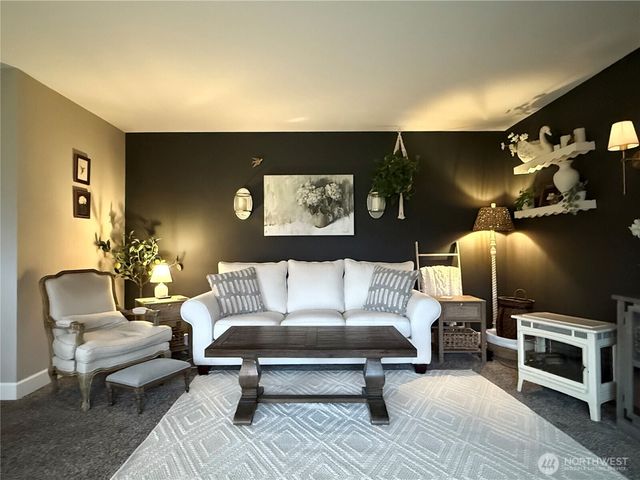 10705 36th Street E, Edgewood, WA 98372