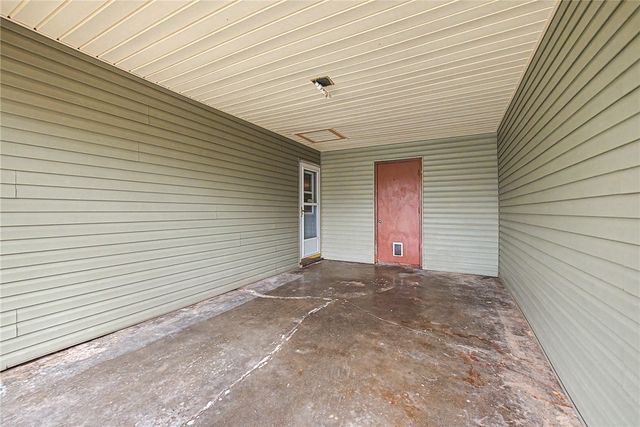 715 N 12th Place, Rogers, AR 72756
