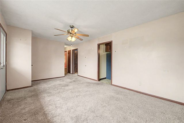 715 N 12th Place, Rogers, AR 72756
