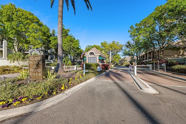 1037 NORMANDY TRACE ROAD 1037, Tampa, FL 33602