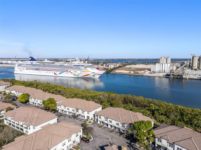 1037 NORMANDY TRACE ROAD 1037, Tampa, FL 33602