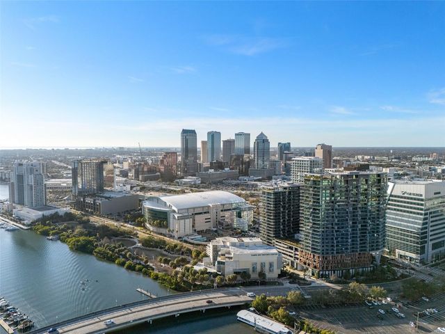 1037 NORMANDY TRACE ROAD 1037, Tampa, FL 33602