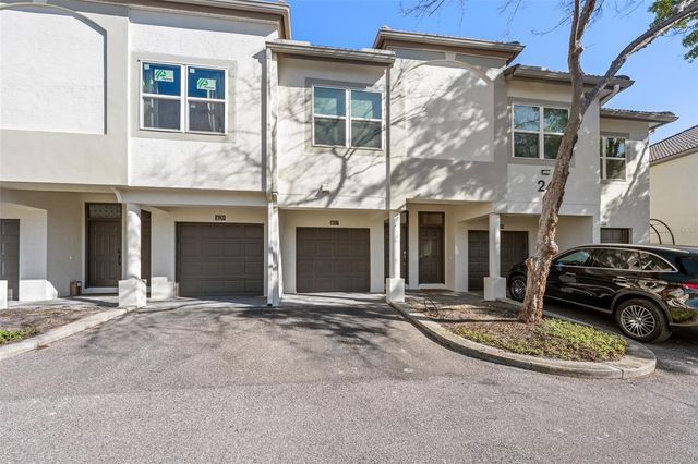 1037 NORMANDY TRACE ROAD 1037, Tampa, FL 33602