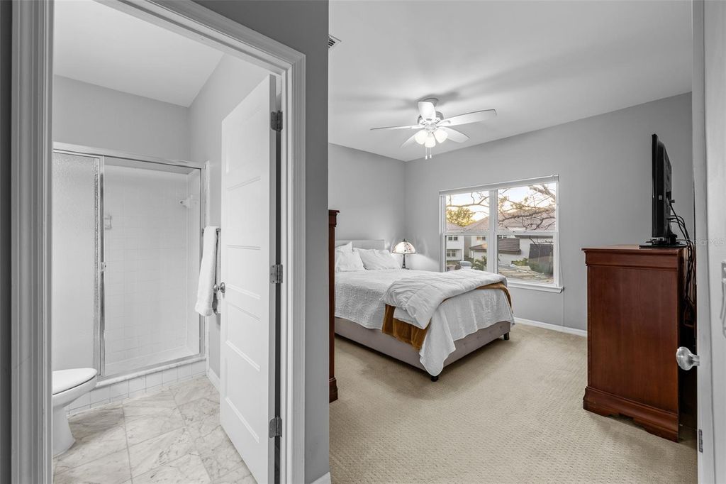 Image 26 of property listing at 1037 NORMANDY TRACE ROAD 1037, Tampa, FL 33602