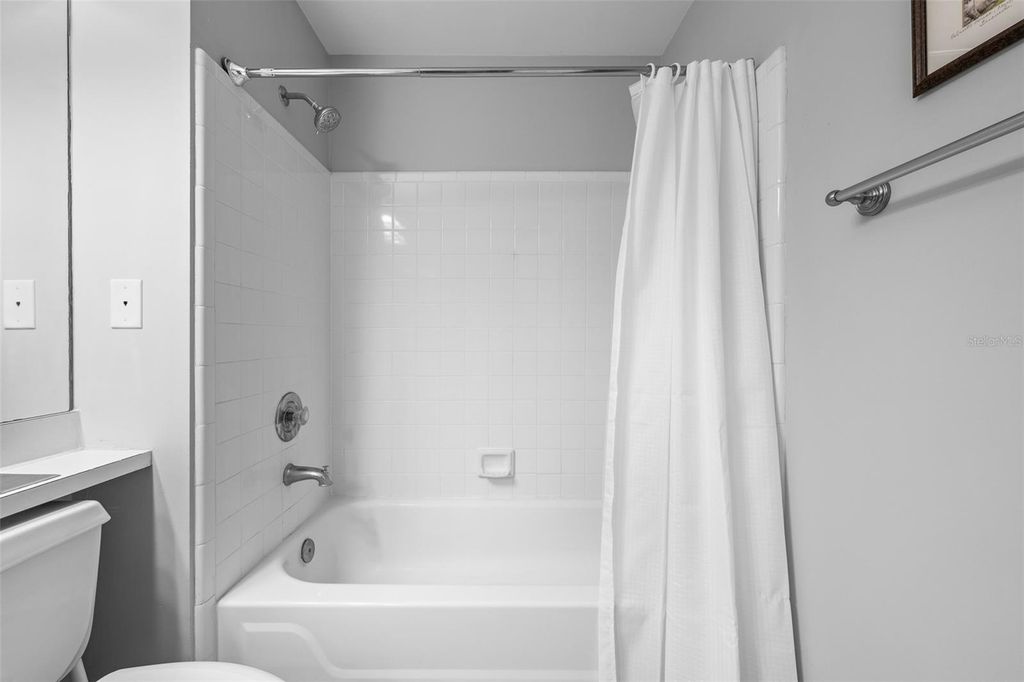 Image 29 of property listing at 1037 NORMANDY TRACE ROAD 1037, Tampa, FL 33602