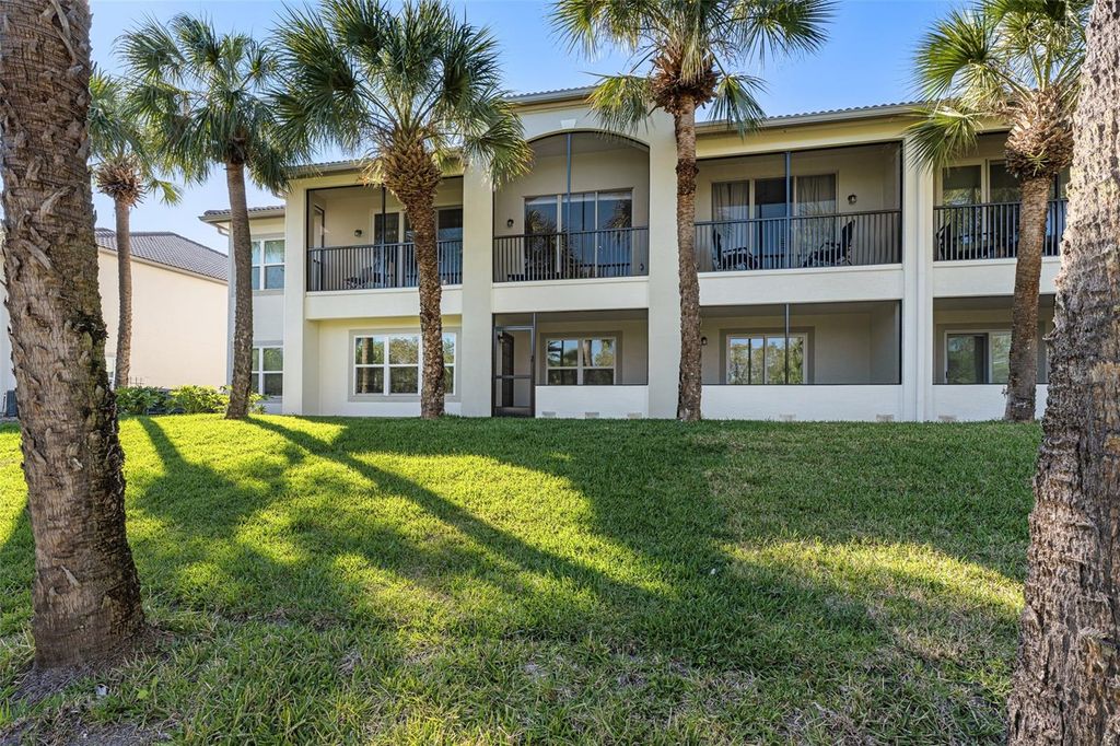Image 63 of property listing at 1037 NORMANDY TRACE ROAD 1037, Tampa, FL 33602