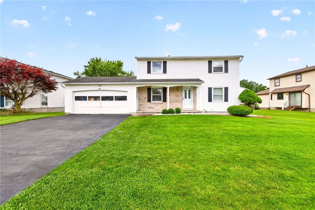 70 Landstone Terrace, Gates, NY 14606