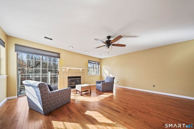 103 The Mews 103, Rocky Hill, CT 06067