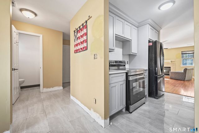 103 The Mews 103, Rocky Hill, CT 06067