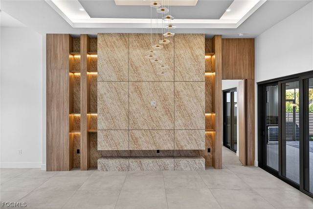 13 NW 35th PL, Cape Coral, FL 33993