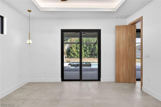 13 NW 35th PL, Cape Coral, FL 33993