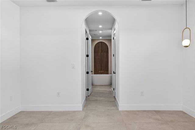 13 NW 35th PL, Cape Coral, FL 33993