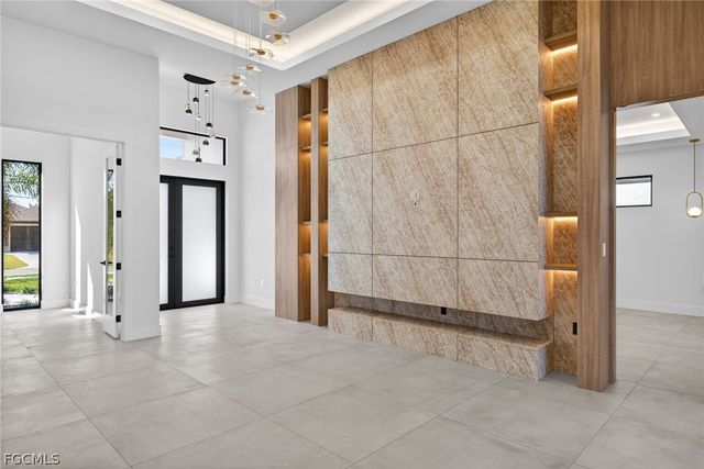 13 NW 35th PL, Cape Coral, FL 33993