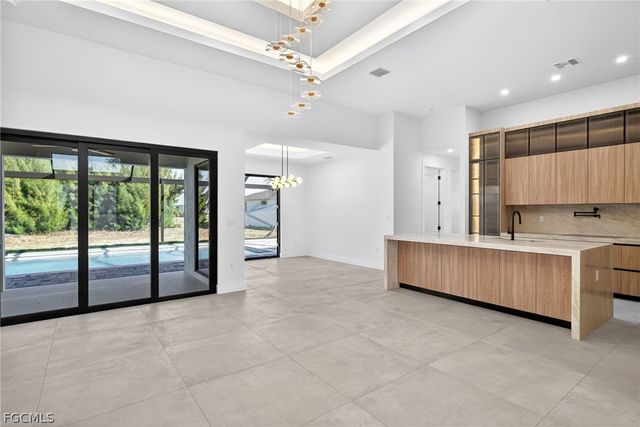 13 NW 35th PL, Cape Coral, FL 33993