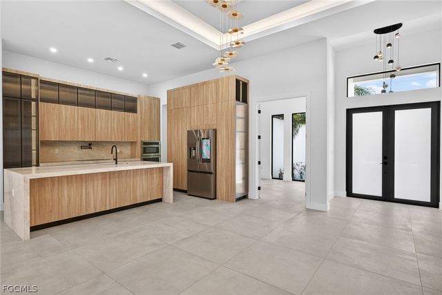 13 NW 35th PL, Cape Coral, FL 33993