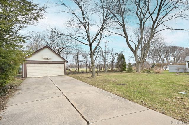 1447 Buckingham Avenue, Birmingham, MI 48009