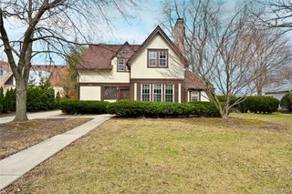 1447 Buckingham Avenue, Birmingham, MI 48009