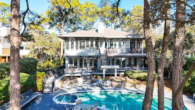 35 Ruddy Turnstone Rd, Hilton Head Island, SC 29928