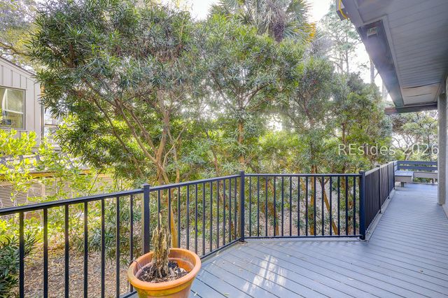 35 Ruddy Turnstone Rd, Hilton Head Island, SC 29928