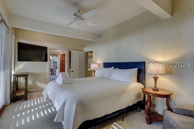 35 Ruddy Turnstone Rd, Hilton Head Island, SC 29928