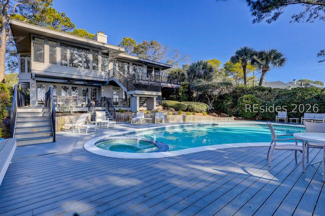 35 Ruddy Turnstone Rd, Hilton Head Island, SC 29928