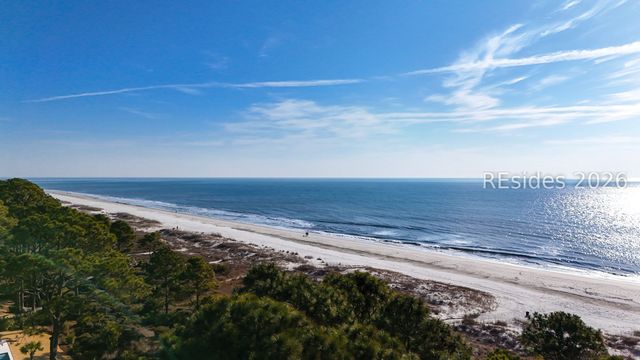 35 Ruddy Turnstone Rd, Hilton Head Island, SC 29928