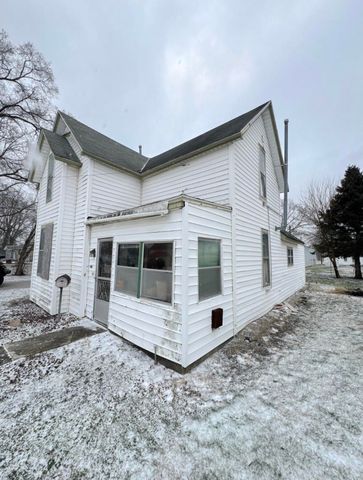 415 E Oak Street, Rensselaer, IN 47978