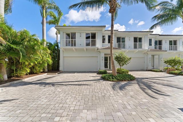 100 Water Club Court N, North Palm Beach, FL 33408