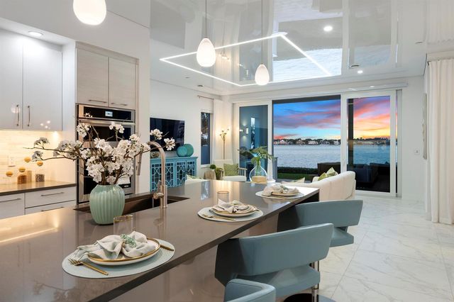 100 Water Club Court N, North Palm Beach, FL 33408