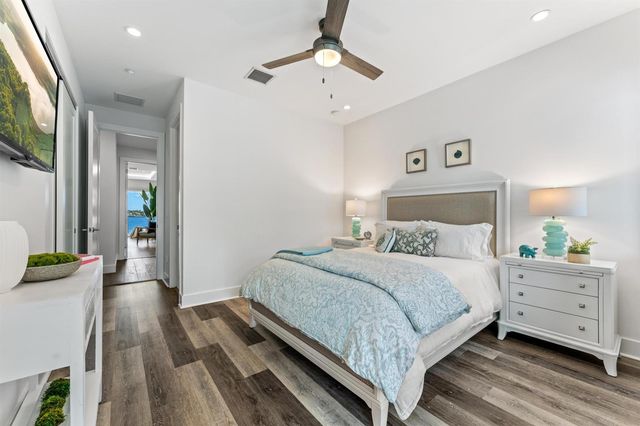 100 Water Club Court N, North Palm Beach, FL 33408