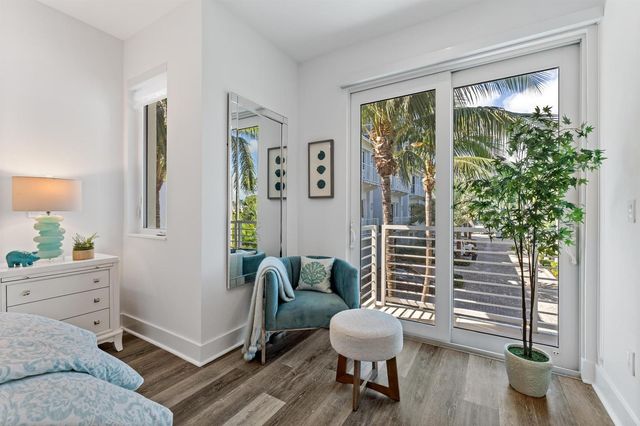 100 Water Club Court N, North Palm Beach, FL 33408