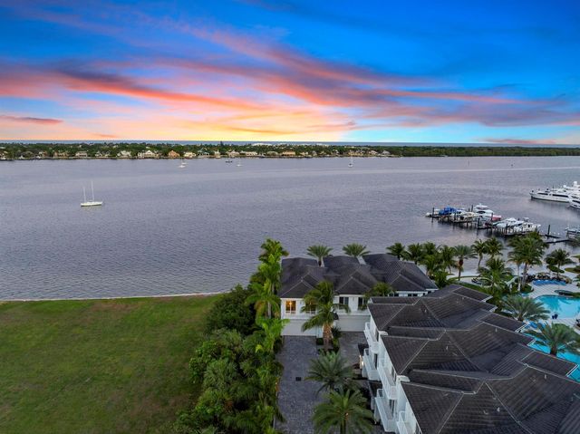 100 Water Club Court N, North Palm Beach, FL 33408