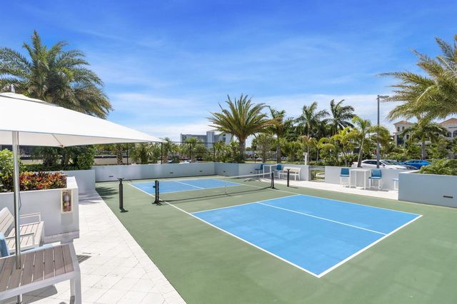 100 Water Club Court N, North Palm Beach, FL 33408