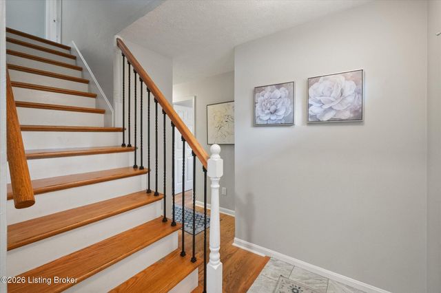 1905 Janlyn Rd, Louisville, KY 40299
